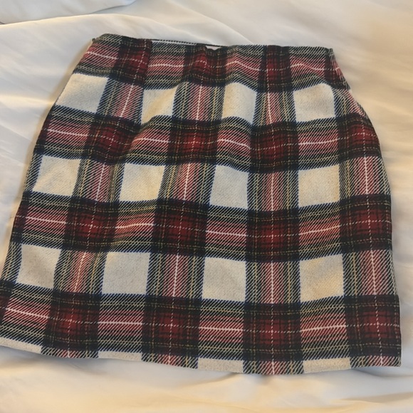 NWT AF mini skirt plaid xs - Picture 3 of 3